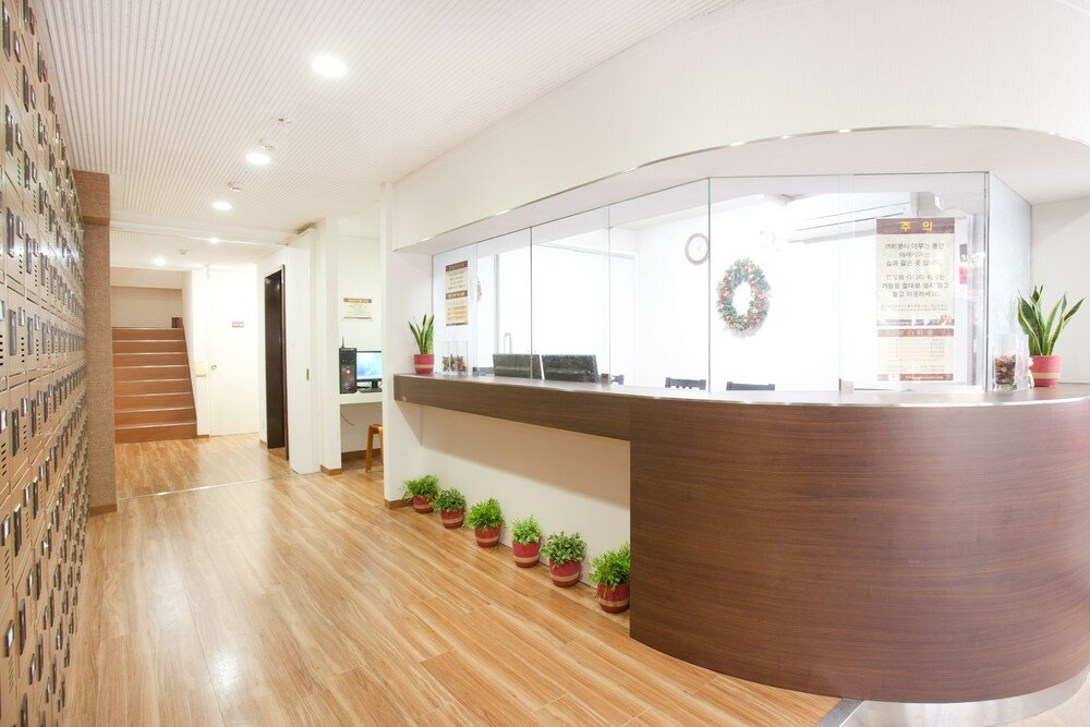 هوتل هانابي