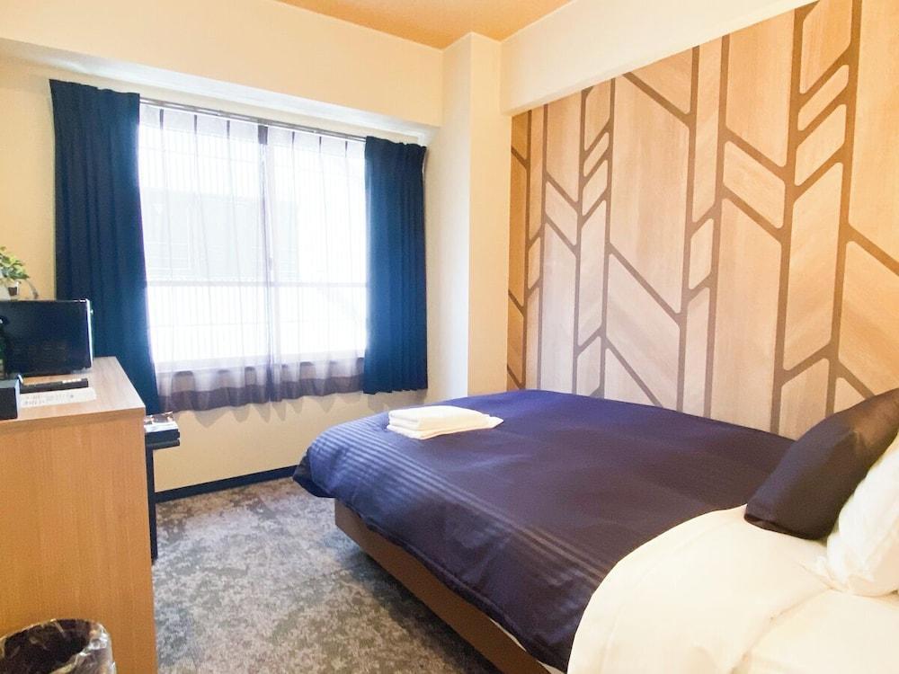 HOTEL LiVEMAX Higashi-Ueno Room Type - Single Room, 1 Twin Bed, Smoking