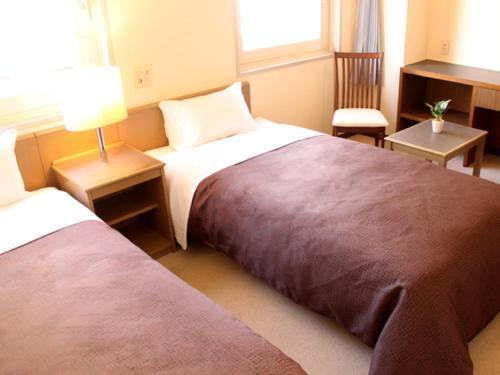 HOTEL LiVEMAX Tokyo Kiba - Tap to explore photos