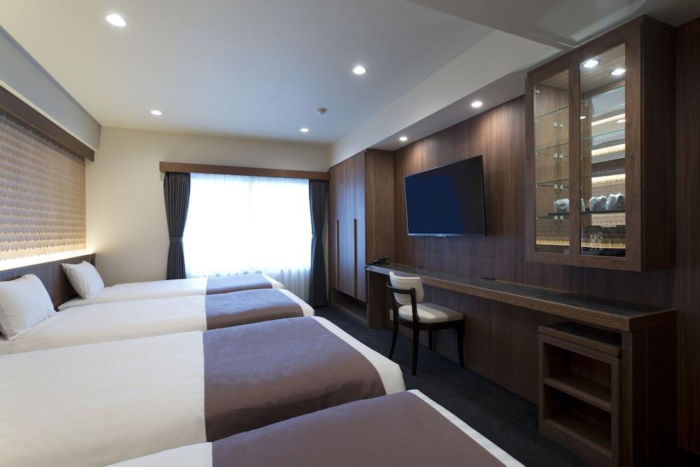 Kadoya Hotel Room Type - Quadruple Standard Universal Design 4 single beds [All Rooms are Non-Smoking]