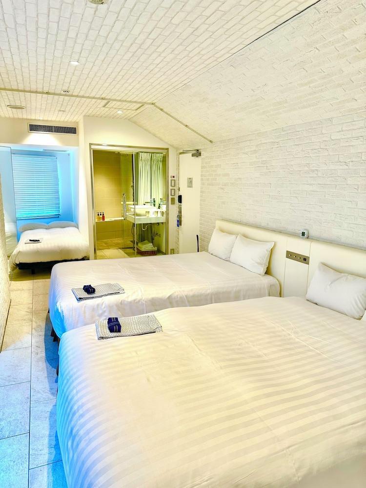 Shibuya Hotel En Room Type - Executive Twin (Cave), Non-snoking Shibuya Hotel En Room Type - Executive Twin (Cave), Non-snoking