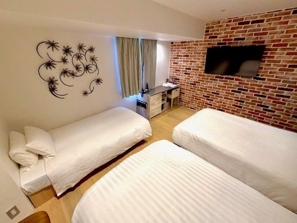 Shibuya Hotel En Room Type - Factory Modern Comfort Twin with Sofa Bed Shibuya Hotel En Room Type - Factory Modern Comfort Twin with Sofa Bed