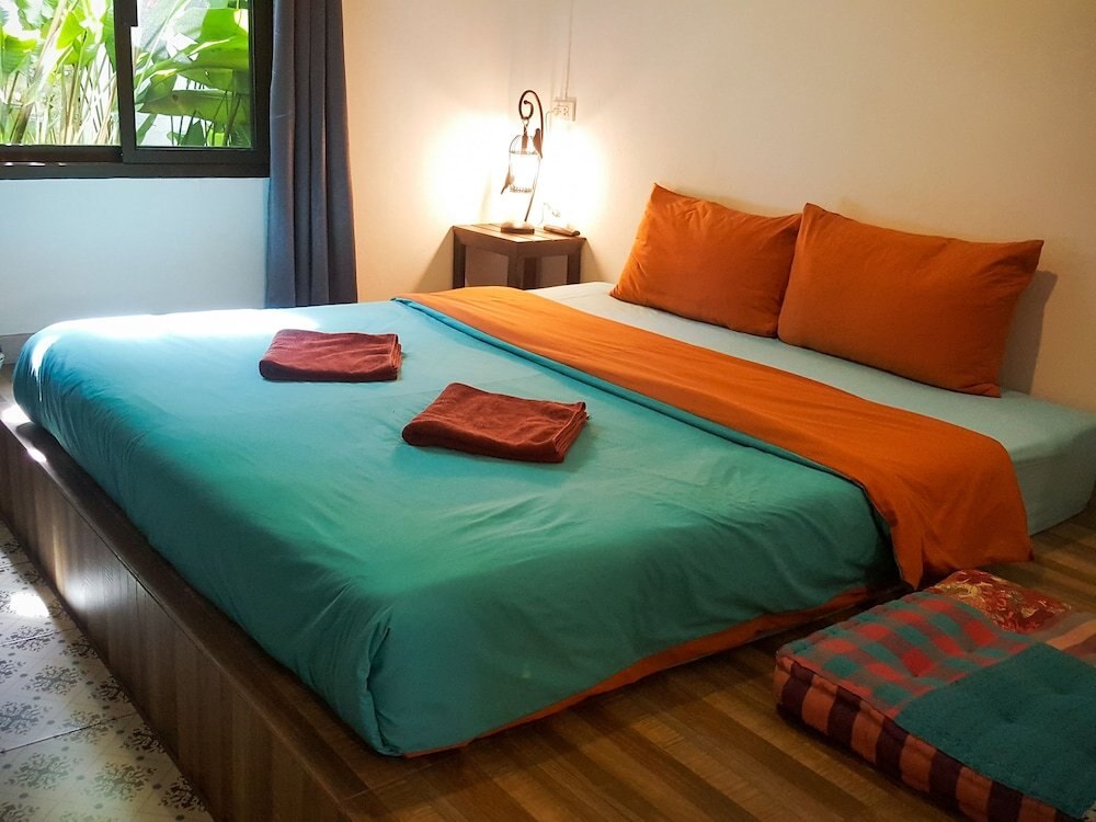 Glur Hostel Room Type - Family Double Room, 2 Bedrooms, Private Bathroom, Garden Area