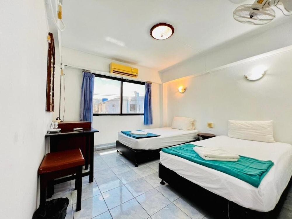 J Mansion Room Type - Standard Twin Room with Air Conditioning Building A J Mansion Room Type - Standard Twin Room with Air Conditioning Building A
